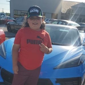 Meet your Posher, Rafael